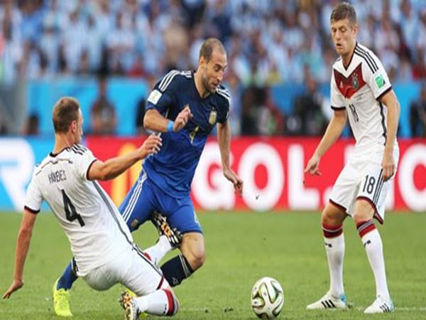 Trận đối đầu kịch tính giữa Đức vs Argentina