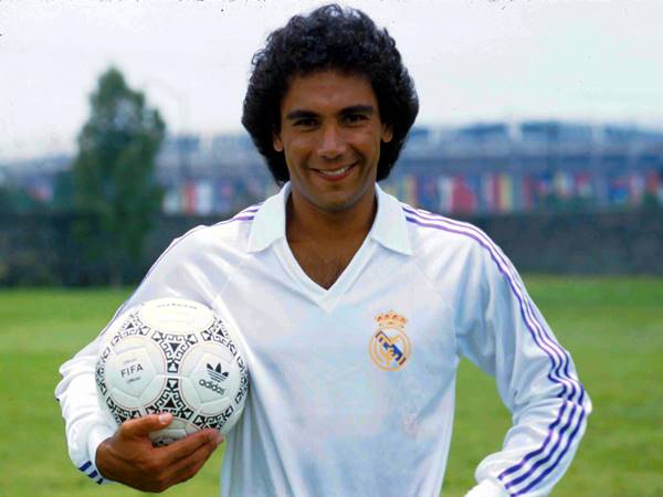 Cầu thủ - Hugo Sánchez