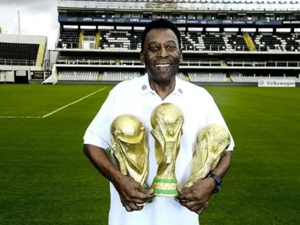 Pele 3 lần vô địch World Cup