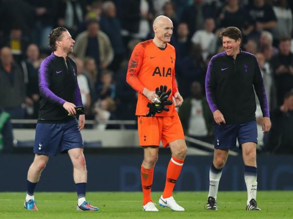 Top thủ môn hàng đầu của Tottenham mọi thời đại