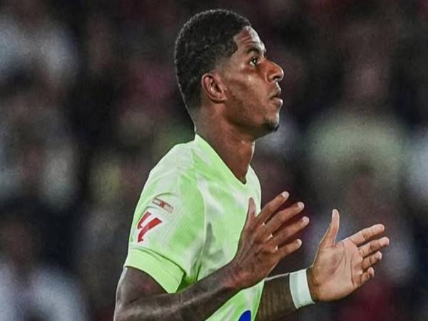 Tin Barcelona: HLV Flick chỉ ra tầm quan trọng của Rashford