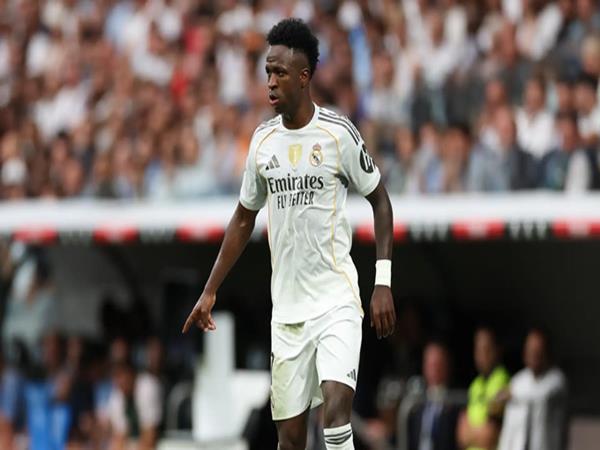 Tương lai nào cho Vinicius tại Bernabeu?