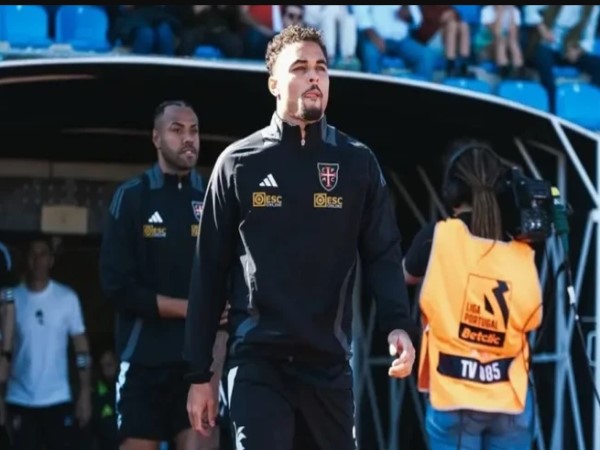 Shane Kluivert: Mầm non sáng giá từ Barcelona