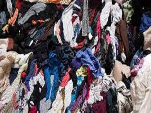 Mơ thấy quần áo cũ phản ánh vận hạn sắp tới như thế nào?