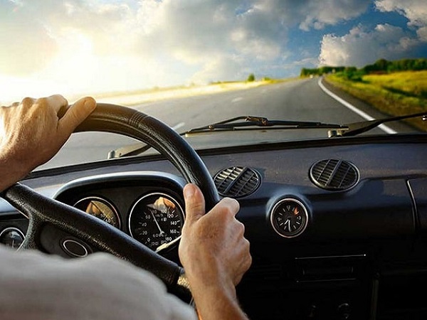 Giải đáp nằm mơ thấy lái xe ô tô là điềm gì chi tiết?