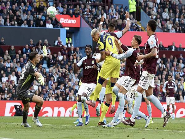 Tin Tottenham: Spurs đánh bại Aston Villa ngay trên sân khách
